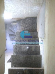 escada de ferro caracol