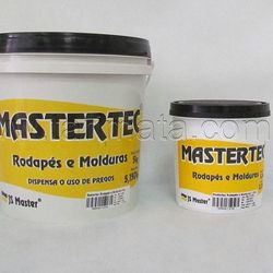 Cola para rodapé de madeira