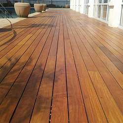 Deck jardim madeira