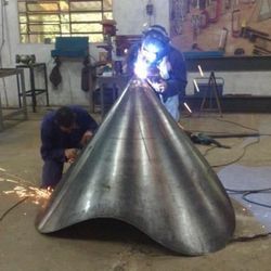 Dobra de chapas metálicas Dobra de chapas metálicas