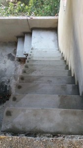 escada com viga central em l